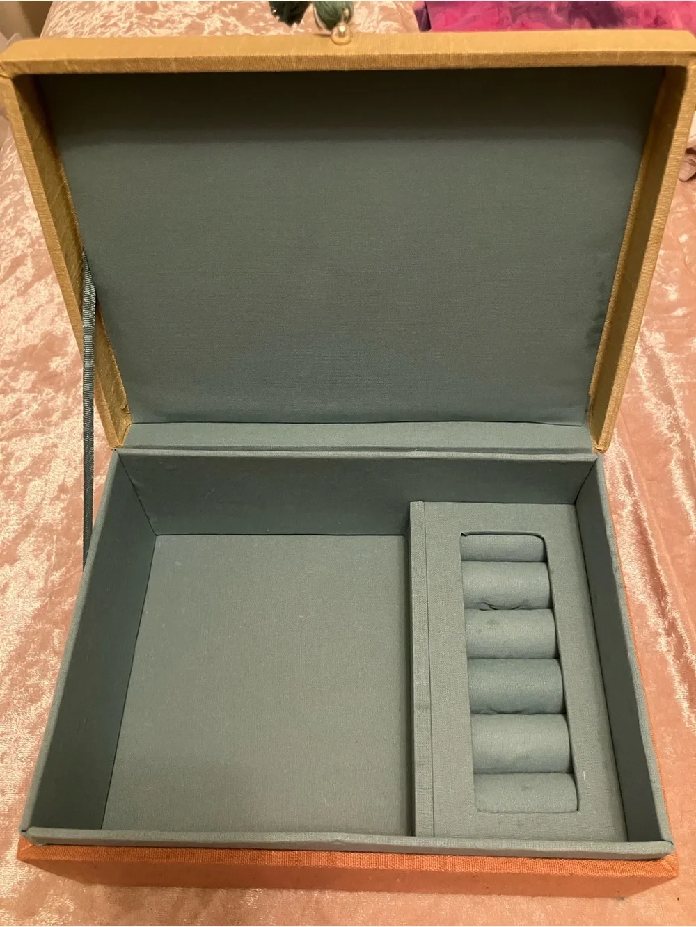 N/A decorative box